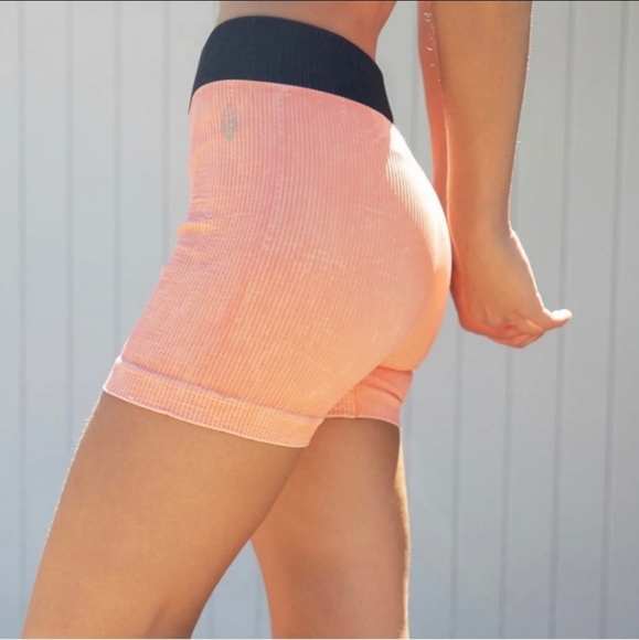 Nwt free people seamless short - Picture 1 of 3